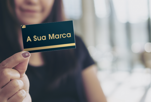 Guia Definitivo: Como Escolher a Gráfica Certa para Produzir Seus Cartões de Visita Personalizados